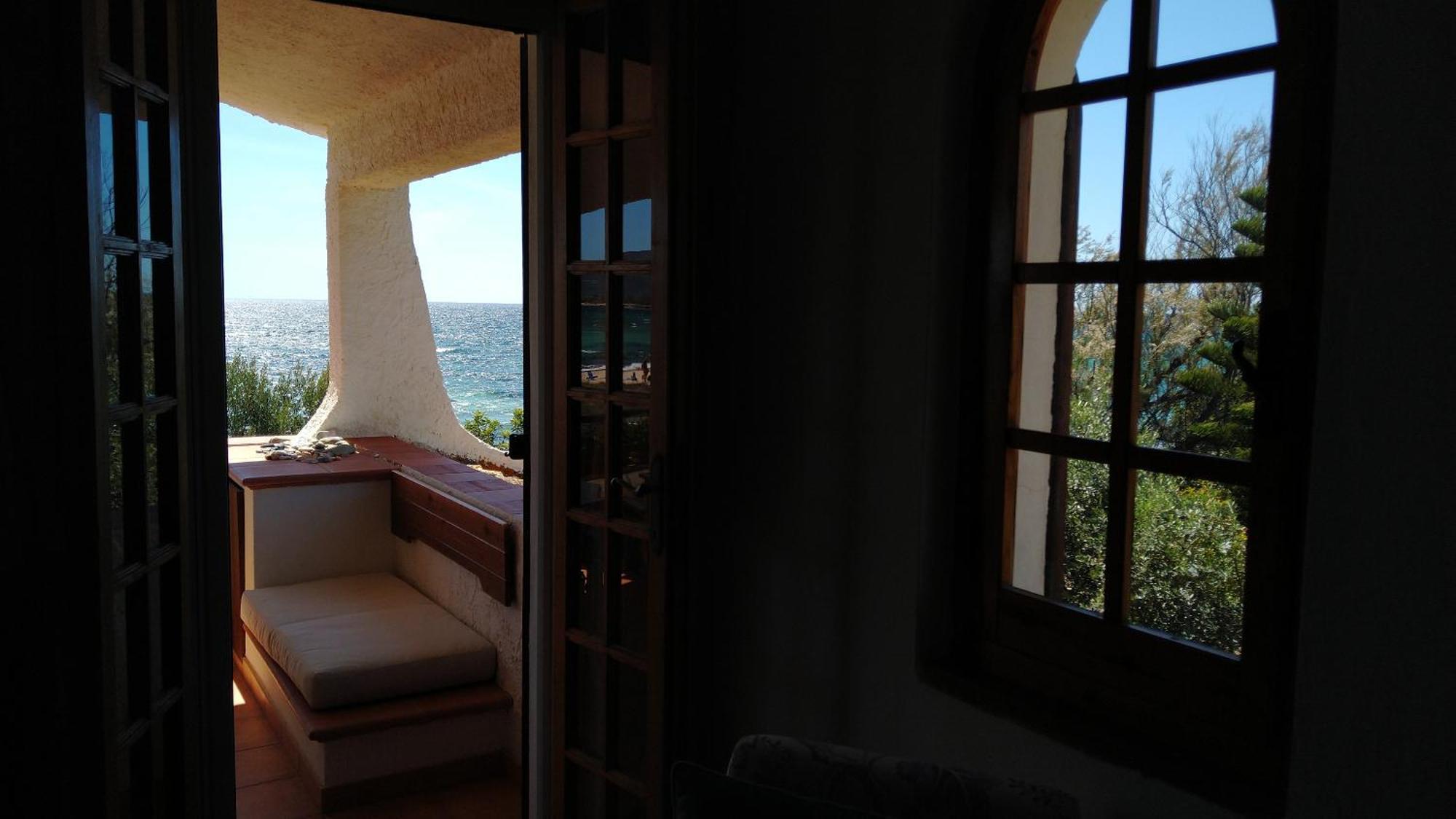 In Front Of The Beach - La Terrazza Sul Mare Flumini di Quartu Exterior foto